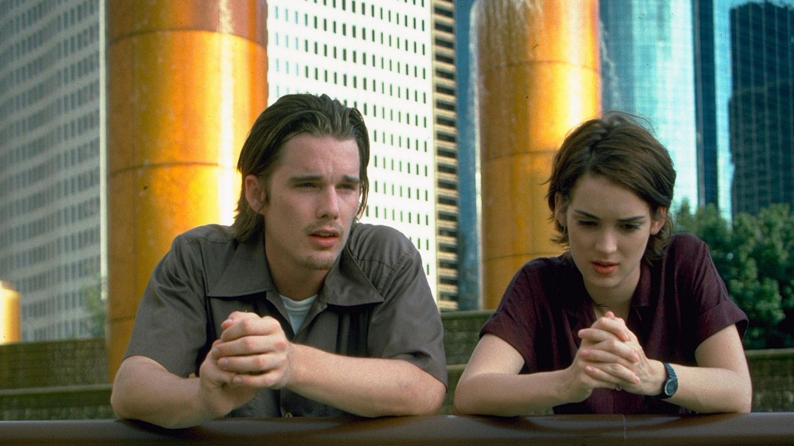 El motivo por el cual Winona Ryder odió trabajar con Ethan Hawke, image size:1600x899