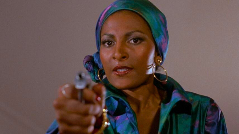 Pam Grier es la protagonista de Foxy Brown, un clásico de los 70.