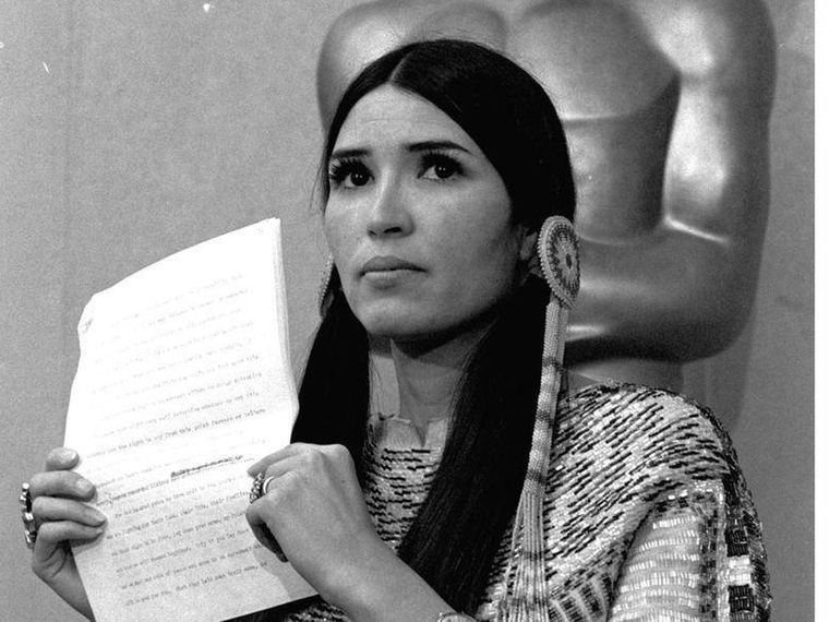 Sacheen Littlefeather en los Premios Oscar de 1973
