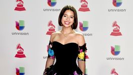 Ángela Aguilar será una de las artistas mexicanas en presentarse en la ceremonia de premios.
