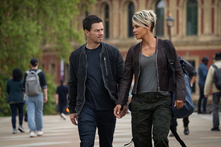Mark Wahlberg y Halle Berry protagonizan El sindicato