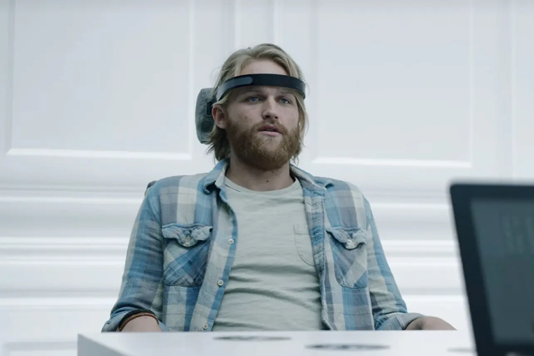 Wyatt Russell protagoniza este episodio de Black Mirror Wyatt Russell protagoniza este episodio de Black Mirror