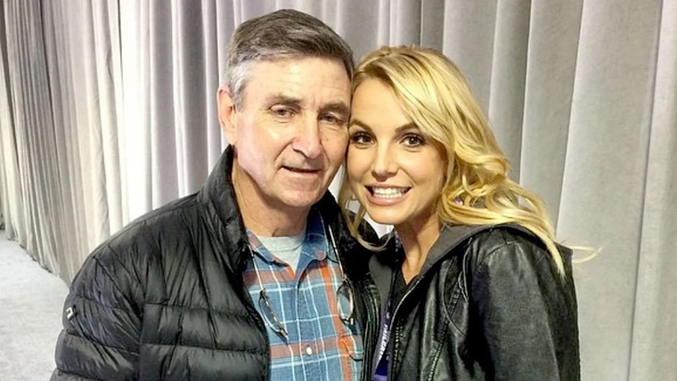 Britney Spears junto a su padre Jamie