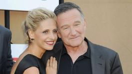 Sarah Michelle Guellar junto a Robin Williams