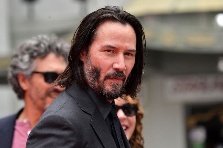 Keanu Reeves y el elenco de Matrix 4 quedaron envueltos en un escándalo