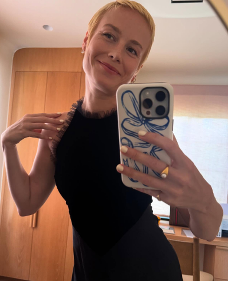 Brie Larson luce irreconocible con su nuevo look Brie Larson luce irreconocible con su nuevo look