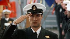 Steven Seagal en una de sus mejores películas
