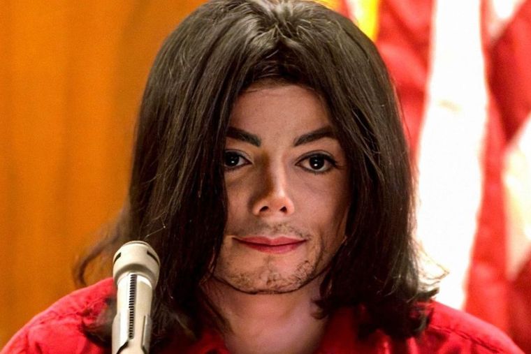 Continúa el escándalo por las denuncias contra Michael Jackson.