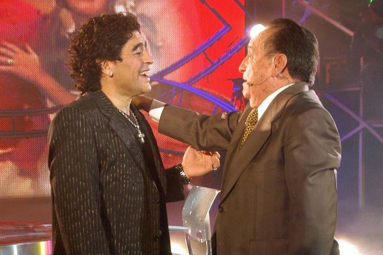 Maradona y entrevistó a Gómez Bolaños en 2005