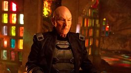 Patrick Stewart como Charles Xavier como X-Men: Days of Future Past (2014). Patrick Stewart como Charles Xavier como X-Men: Days of Future Past (2014).