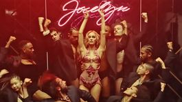 El primer avance dejar ver los dotes actorales de la joven Depp