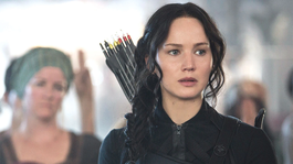Jennifer Lawrence como Katniss Everdeen