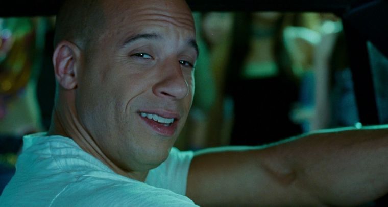 Toretto sonríe porque sabe que tendrá un gran viaje hasta Pandora