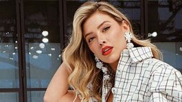 la hija de luis miguel visito un traje de bano que conquisto a instagram la hija de luis miguel visito un traje de bano que conquisto a instagram