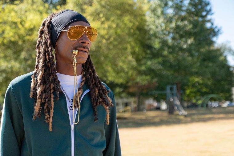 Snoop Dogg en la comedia de deportes The Underdoggs (2024). 