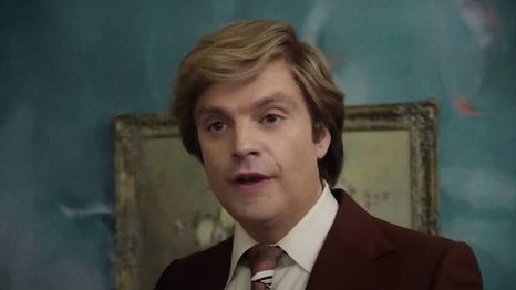 La película está protagonizada por Sebastian Stan, Jeremy Strong, Maria Bakalova y Martin Donovan.