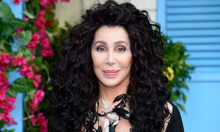 Cher cumplió 75 años y anunció que habrá una película sobre su vida