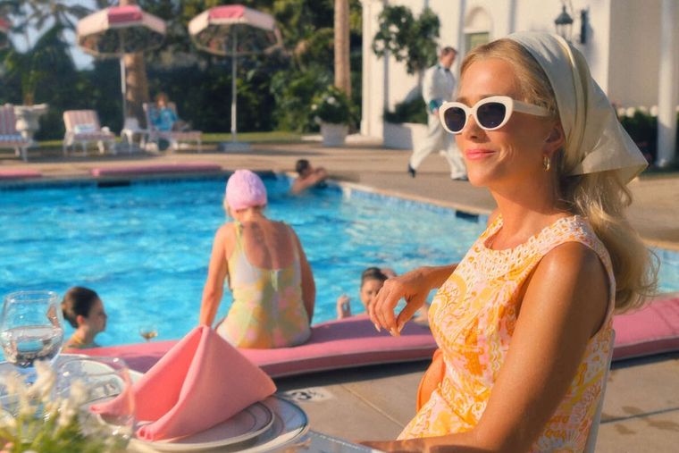 Palm Royale estrena nuevos episodios. Palm Royale estrena nuevos episodios.