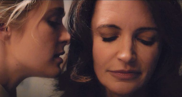 Ilusiones mortales está oculta en el catálogo de Netflix