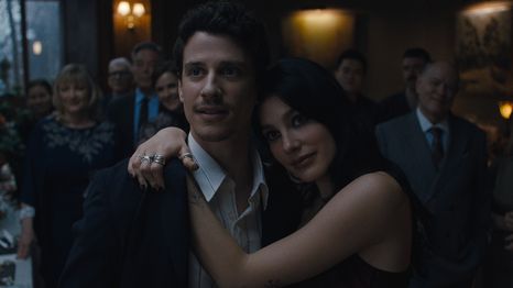 La serie de 8 episodios que arrasa en Netflix. La serie de 8 episodios que arrasa en Netflix.