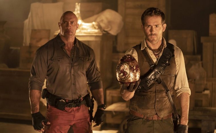 El filme de Dwayne, Gal y Ryan está imparable.