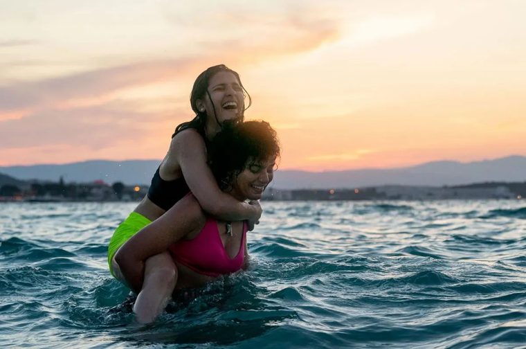 Las Nadadoras es una película tan desgarradora como recomendable
