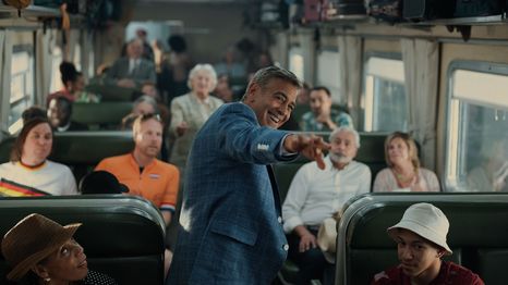 Jay Kelly se está llevando todos los elogios de la crítica