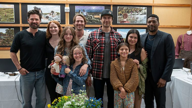 Elenco de la nueva serie de Netflix. Elenco de la nueva serie de Netflix.