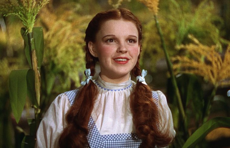 El mago de Oz está basada en el libro del mismo nombre de L. Frank Baum