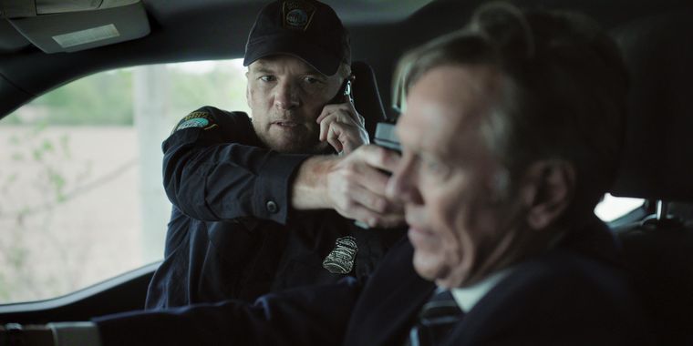 Sam Worthington interpreta a un hombre desesperado por encontrar a su hijo con vida. Sam Worthington interpreta a un hombre desesperado por encontrar a su hijo con vida.