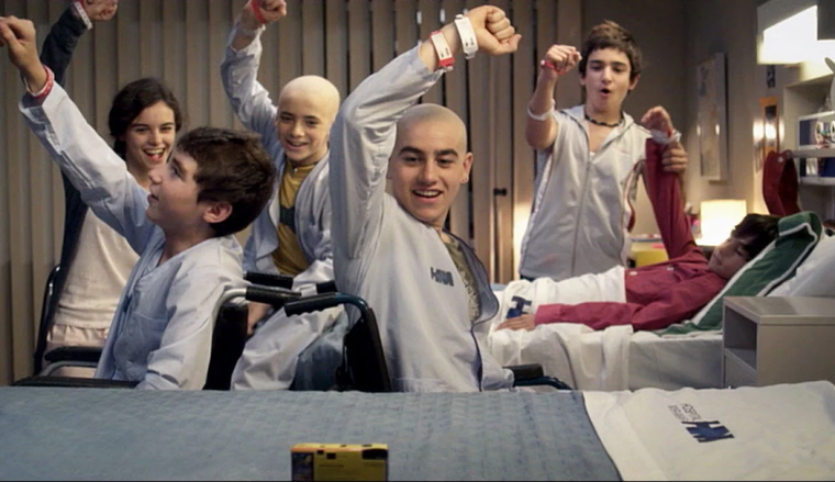 Pulseras rojas termió en 2013.