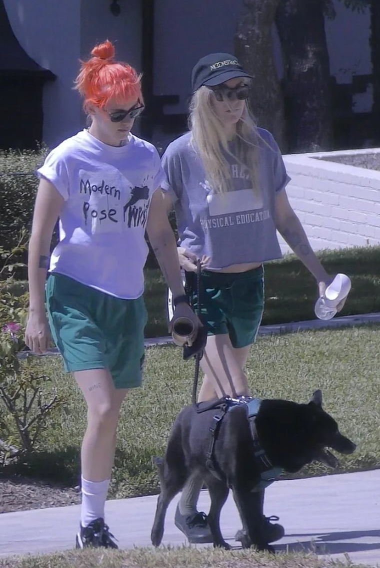 Kristen Stewart junto a su pareja Kristen Stewart junto a su pareja