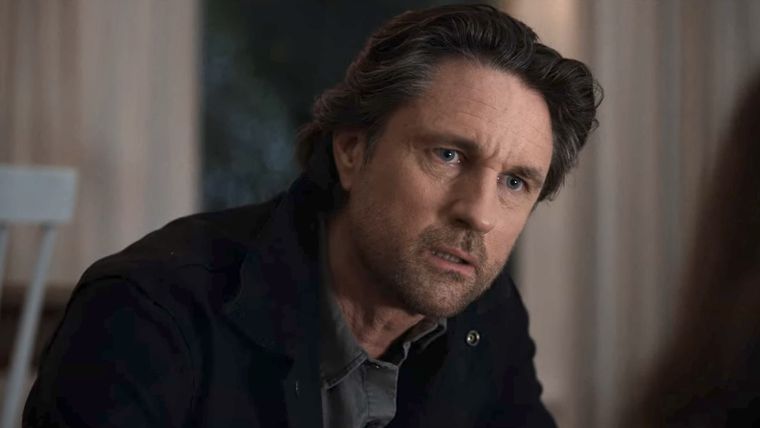 Martin Henderson se luce en Un lugar para soñar
