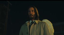 keanu reeves se convierte en un angel para la comedia dirigida por aziz ansari, good fortune