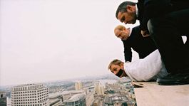 Este filme tiene una duración de 100 minutos