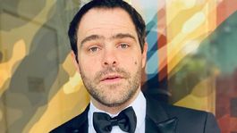 Peter Lanzani escribirá y dirigirá una película sobre Luca Prodan