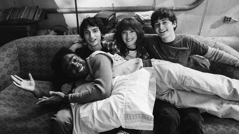 El elenco de Stranger Things tras concluir el rodaje de la S5