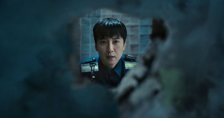 Kim Nam-gil interpreta a Lee Do en Gatillo. Kim Nam-gil interpreta a Lee Do en Gatillo.