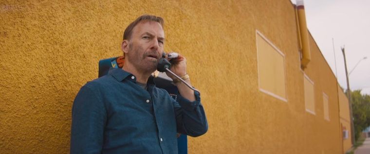 nobody-2-bob-odenkirk-phone