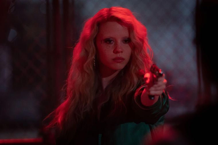 Mia Goth como Maxine Minx en Maxxxine (2024) Mia Goth como Maxine Minx en Maxxxine (2024)