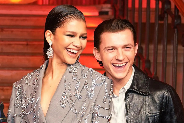 Tom Holland reveló como lo acompañó su novia en su última transformación.