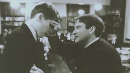 Ethan Hawke y Robin Williams compartieron pantalla en La sociedad de los poetas muertos Ethan Hawke y Robin Williams compartieron pantalla en La sociedad de los poetas muertos
