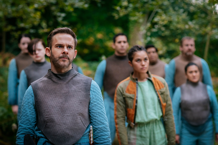 Dominic Monaghan, que brilla en Moonhaven, saltó a la fama por su papel en El Señor de los Anillos.