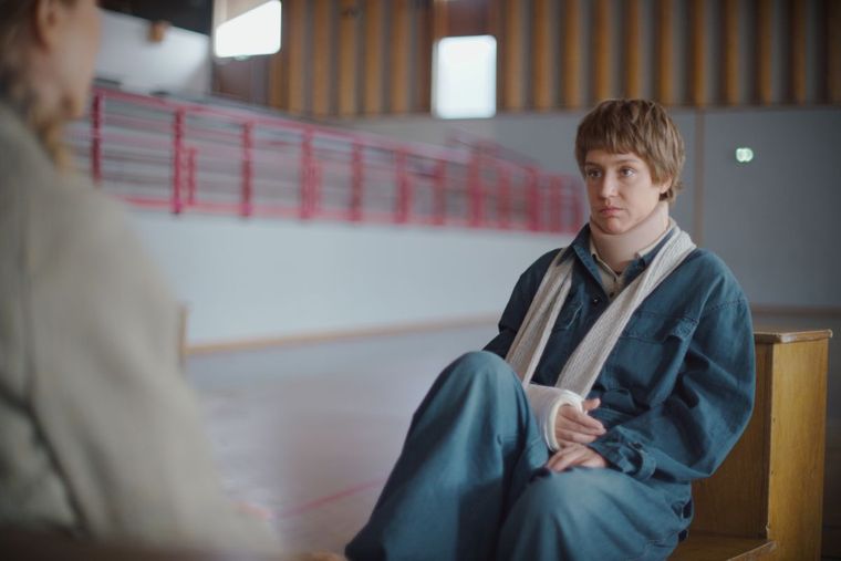 Adèle Exarchopoulos en El accidente de piano, la comedia negra de Quentin Dupieux. Adèle Exarchopoulos en El accidente de piano, la comedia negra de Quentin Dupieux.