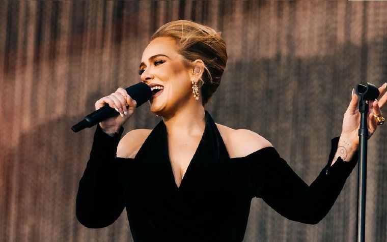Adele tiene una voz inconfundible y atemporal.