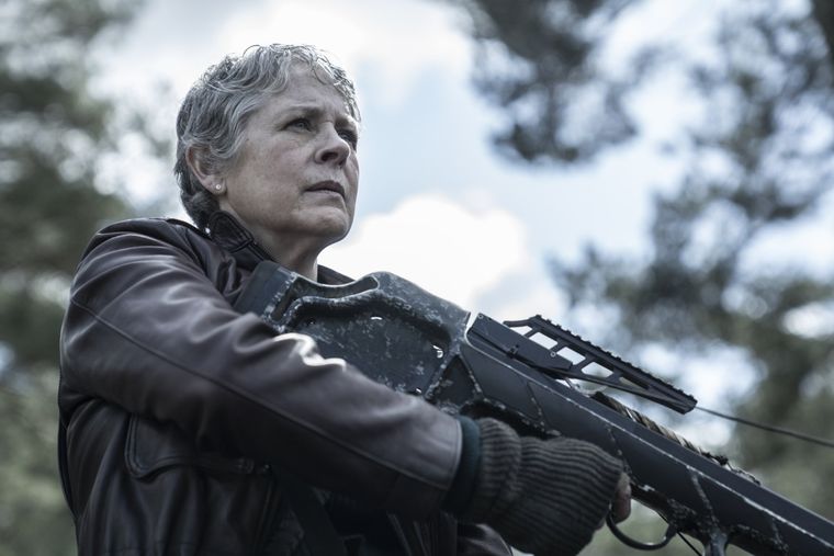 Carol está de regreso y no se detendrá hasta encontrar a Daryl