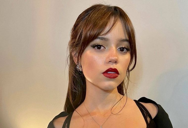 La vida de Jenna Ortega cambió completamente gracias a la serie Merlina.