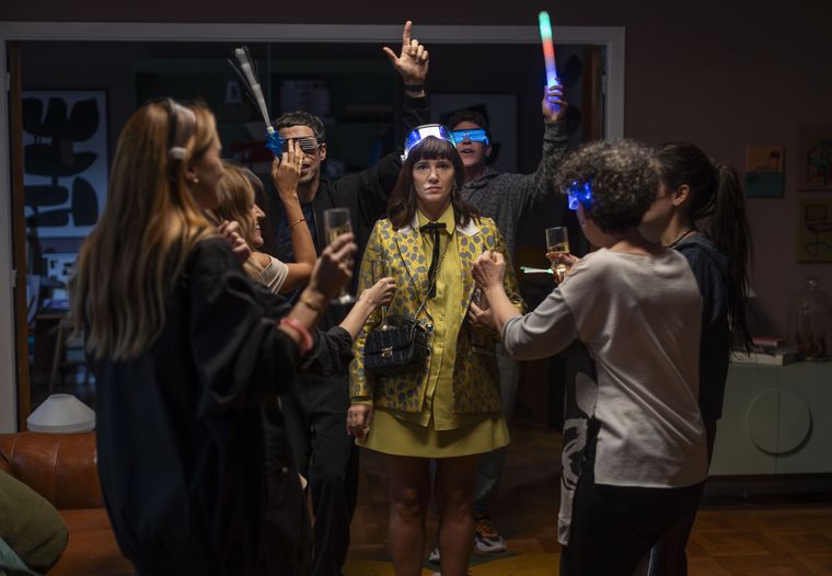 La tercera temporada de Envidiosa está cerca. La tercera temporada de Envidiosa está cerca.