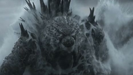 El Kaiju emergiendo del agua en el primer vistazo de Godzilla Minuz Zero.