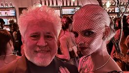 Que Ver | Anya Tylor-Joy y Pedro Almodóvar, una colaboración soñada